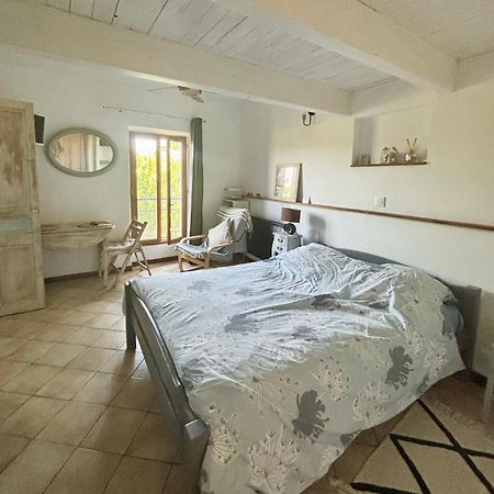 Le Petit Chalus Lägenhet Forcalquier Exteriör bild