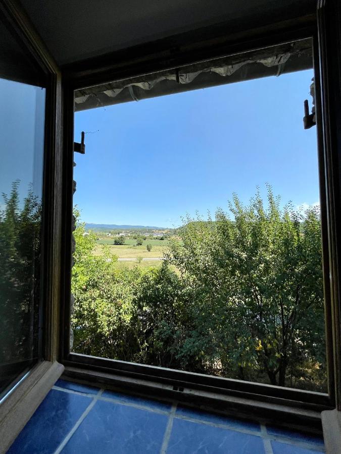 Le Petit Chalus Lägenhet Forcalquier Exteriör bild